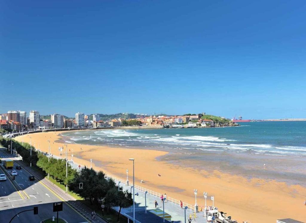 La Buhardilla Apartment Gijon Bagian luar foto